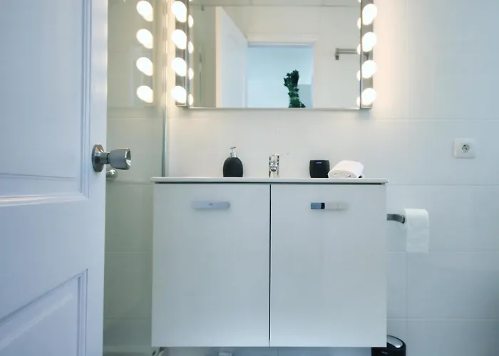 Luz, Calma Y Sabor Manriqueno En Matagorda Los Pocillos