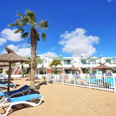 Luz, Calma Y Sabor Manriqueno En Matagorda Los Pocillos