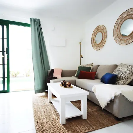 Luz, Calma Y Sabor Manriqueno En Matagorda Apartment